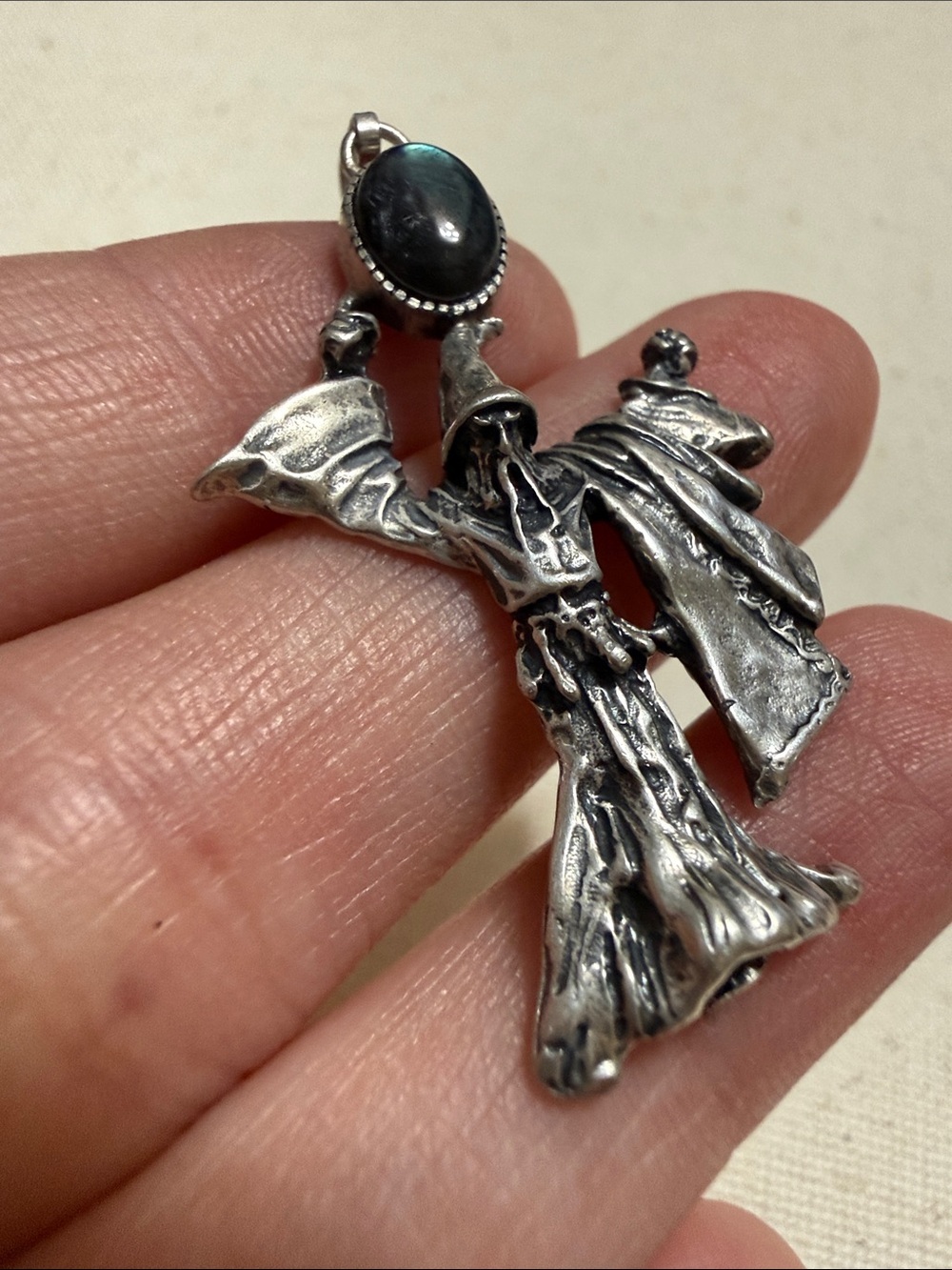 Sterling Silver Wizard Pendant with Dark labradorite Stone - Picture 4 of 10